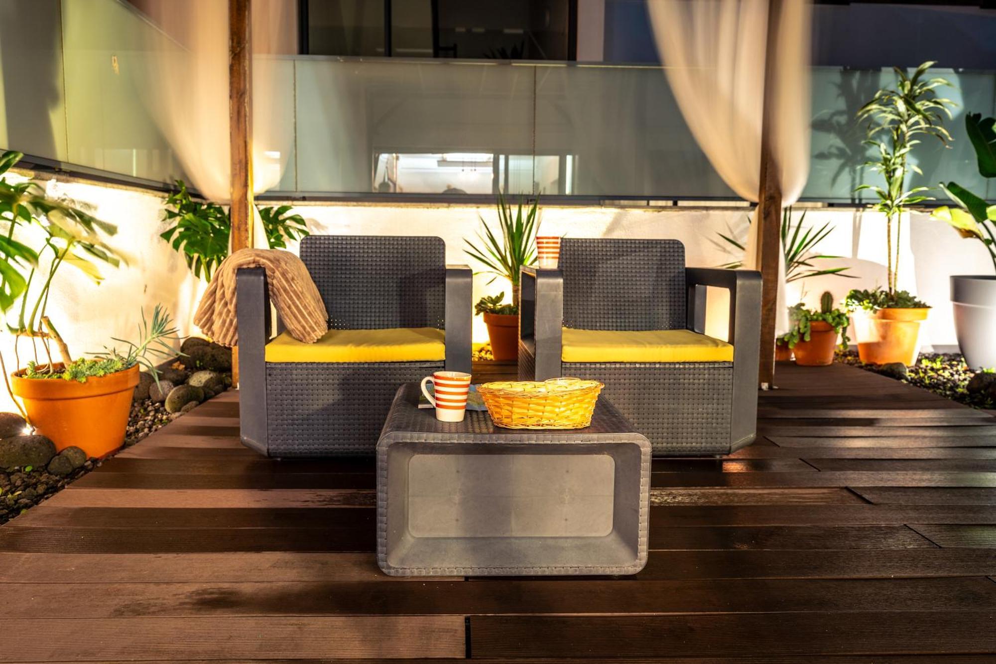 Epicenter Urban Apartment Понта Делгада Екстериор снимка